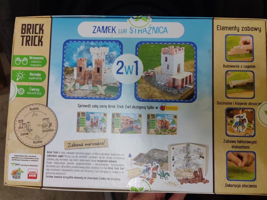 Buduj z cegły Trefl zamek lub strażnica Brick Trick