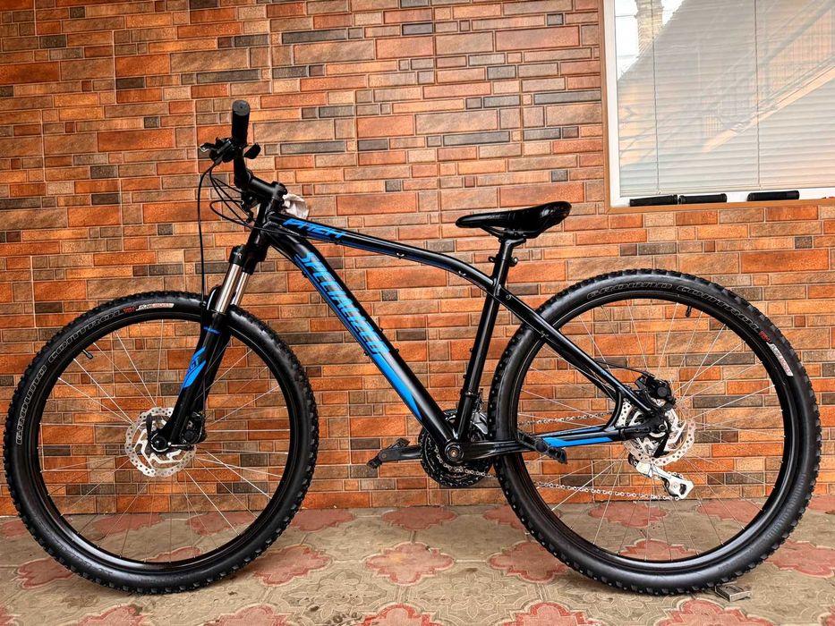 Велосипед SPECIALIZED Pitch 27.5"L" Shimano, SR Suntour Germany