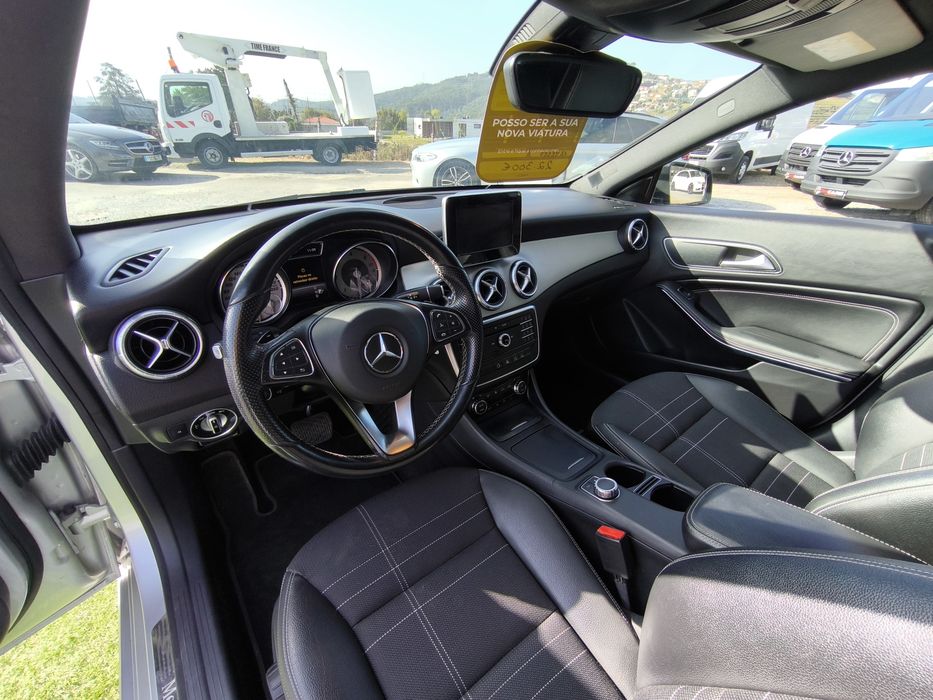 Mercedes CLA  200