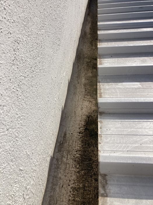 Limpeza de algerozes