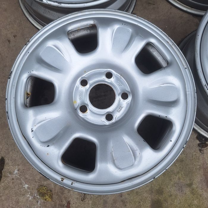 Felgi stalowe 16 5x114,3 Dacia Duster, Renault