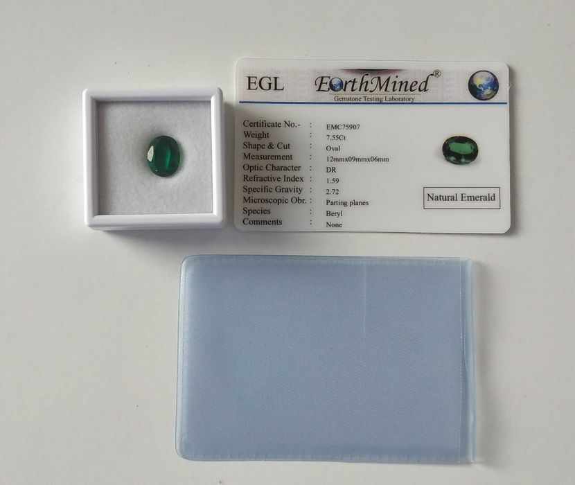 Pedra preciosa Esmeralda com certificado