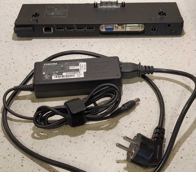 Toshiba Portege R500 12" DVD - WAGA < 1kg ! RETRO