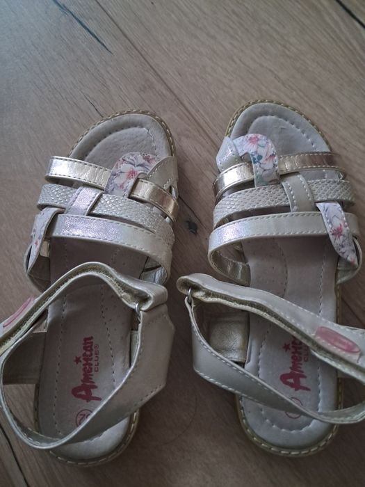 Sandałki Lasocki 32