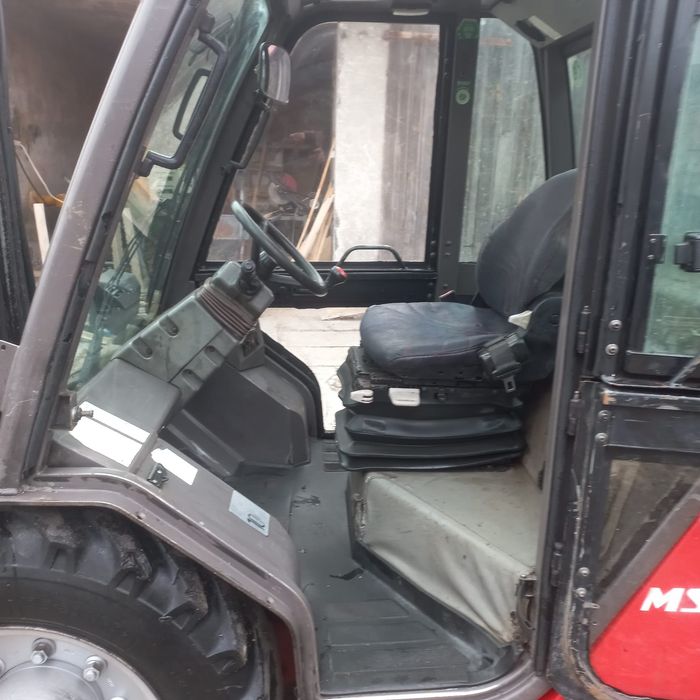 Wózek widłowy MSI 30 T