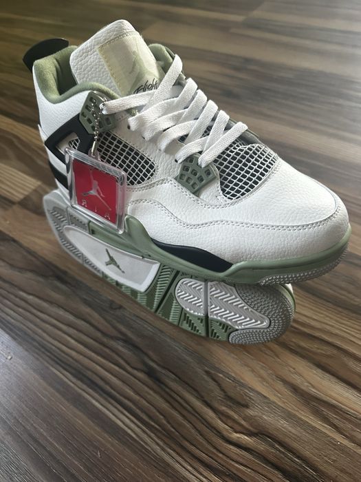 Jordan 4 sea foem