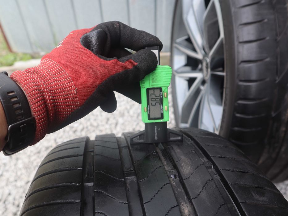 Koła FELGI AUDI OE A5 S5 A4 B8 B9 8W 19" Bridgestone 255/35 R 19 Super Stan
