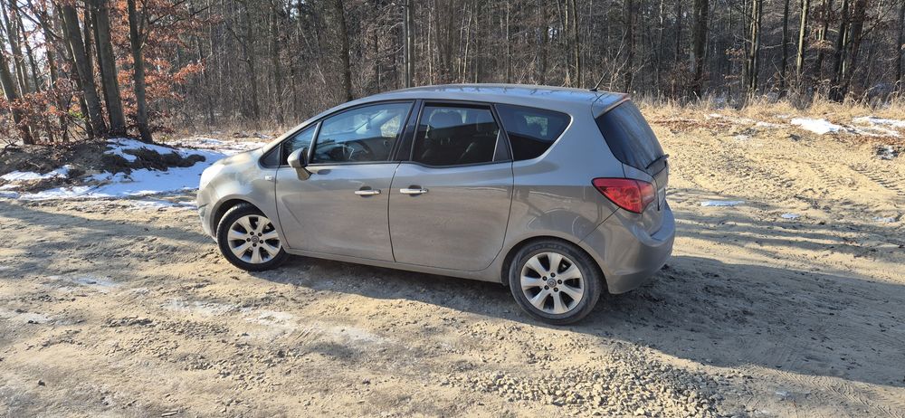 Pilnie sprzedam Opel meriva