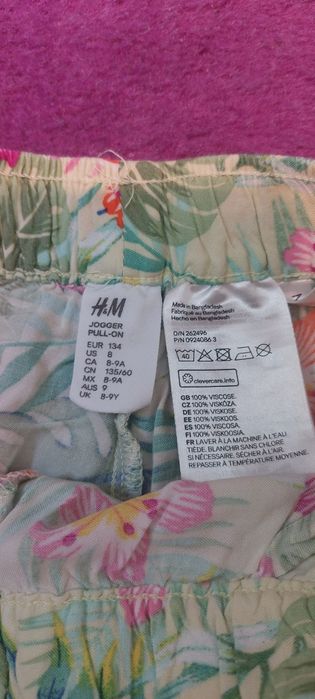 Zwiewne joggersy HM 134