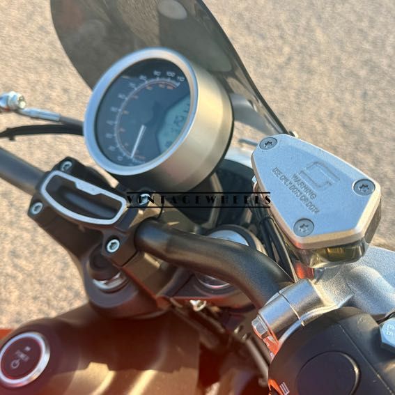 Super Soco TC Max – Elétrica | 2025 | Apenas 1.000 km | IVA dedutivel