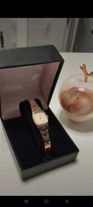 Zegarek damski czajka