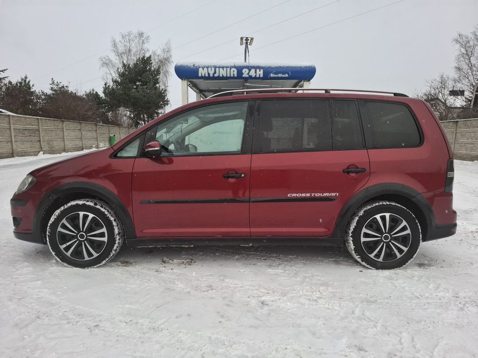 VW Cross Touran FL 2,0 TDI Nowa dwumasa Długie opłaty Navi Hak Zadbany