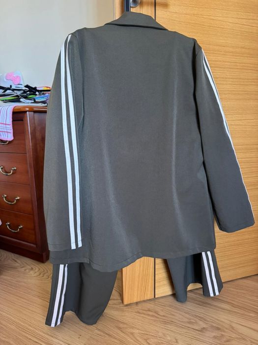 Fato desportivo estilo social