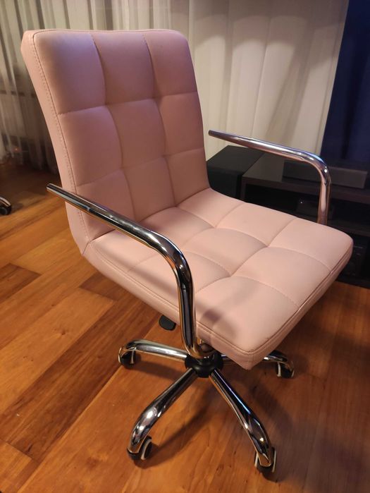 fotel biurowy obrotowy