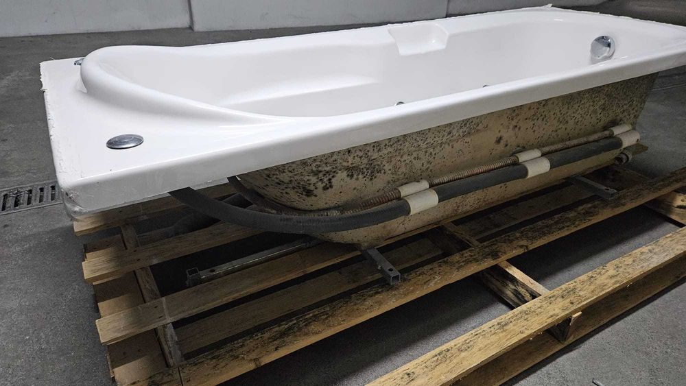 Banheira de hidromassagem usada