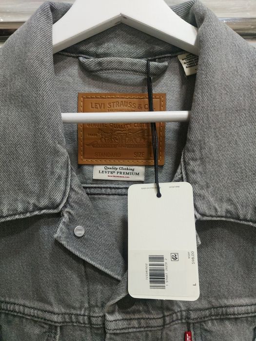 Джинсона куртка Levis, розмір L, нова