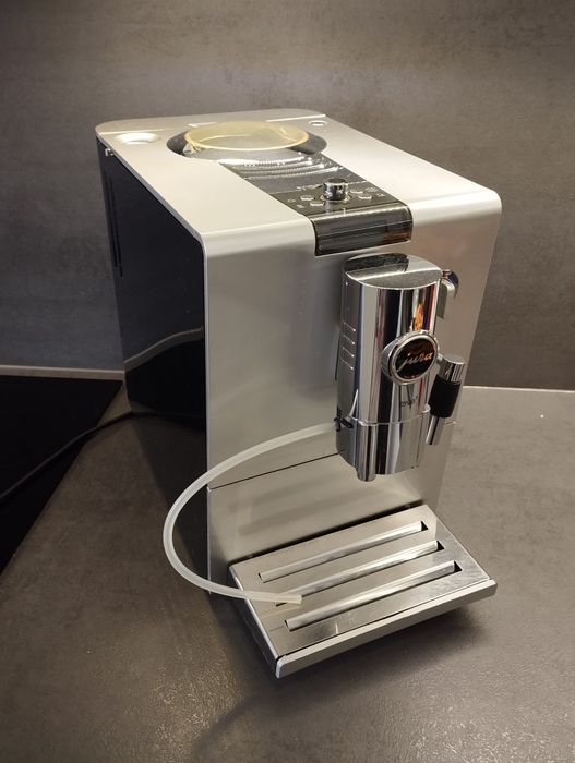 アキティー　★動作確認済 JURA ENA9ワンタッチ エスプレッソマシン アキティー ☆動作確認済 JURA ENA9ワンタッチ エスプレッソ