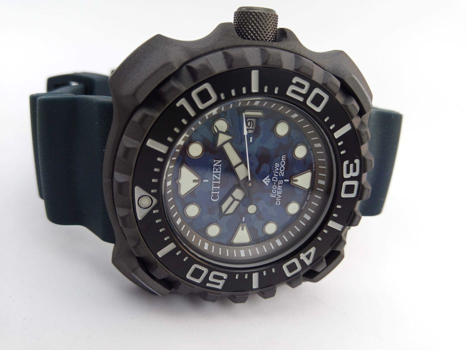 Титановые японские дайверские(200м) часы Citizen Eco-Drive BN0227-09L