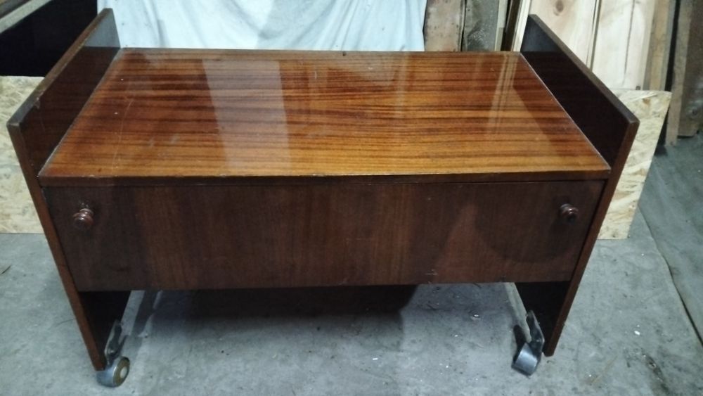 Тумба під телевізор