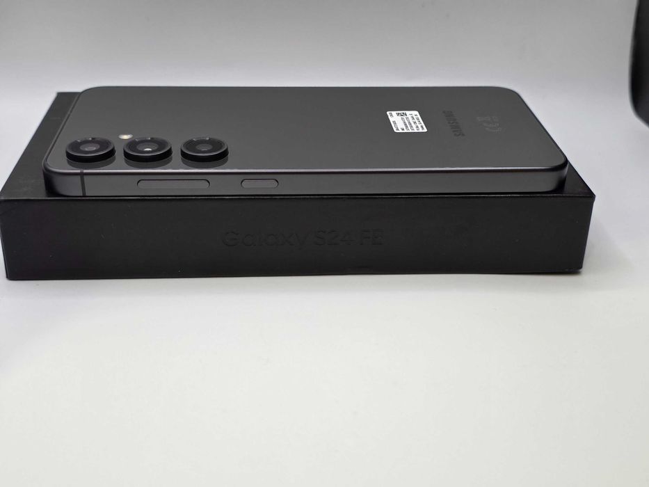 Samsung Galaxy  S24 FE 8/128