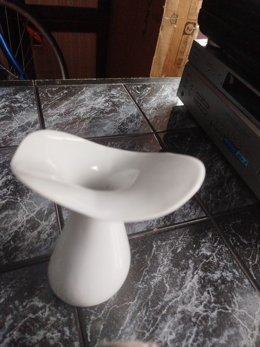Porcelanowy wazon