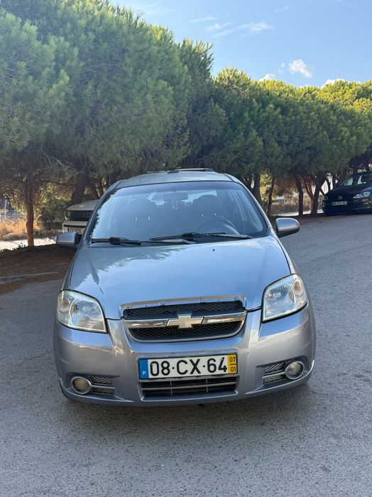 Chevrolet Aveo LT 1.4 • 160.000 km • Económico • 5 Lugares • 2007 foto 2