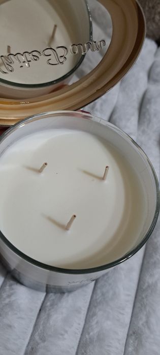 Świeca trzyknotowa Bath and Body Works