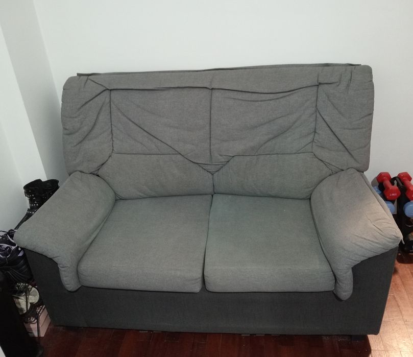 Sofá 2 lugares cinzento