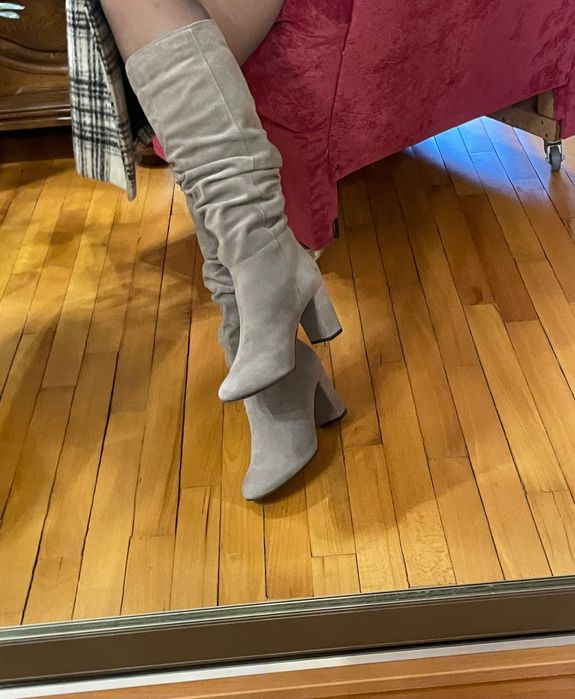 Чоботи жіночі замшеві Asos