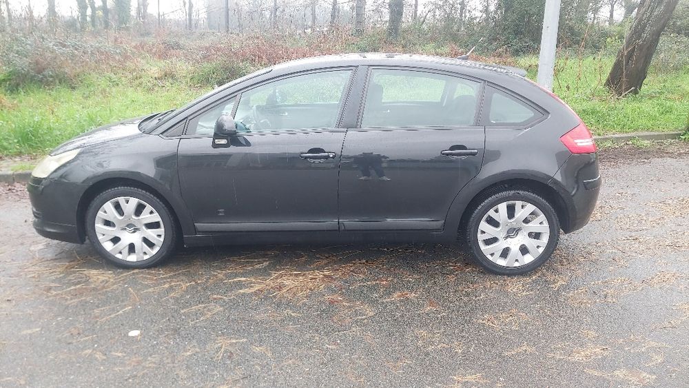 Citroën C4 1.6HDI motor PSA para desocupar!! 2250€