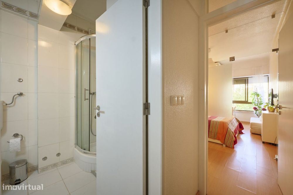 Estudio(LOFT) zona nobre-QtªGrande, 5 mins carro Shoping Colombo metro