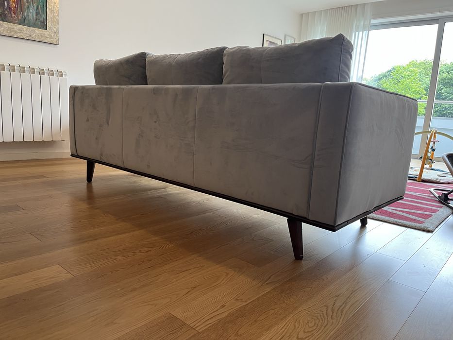 Sofa veludo azul ceu