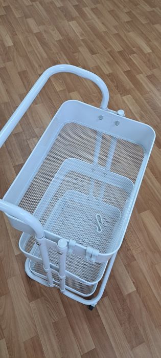 Стелаж косметологічний