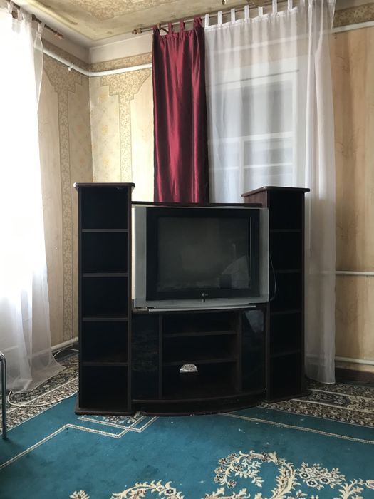Тумба під телевізор