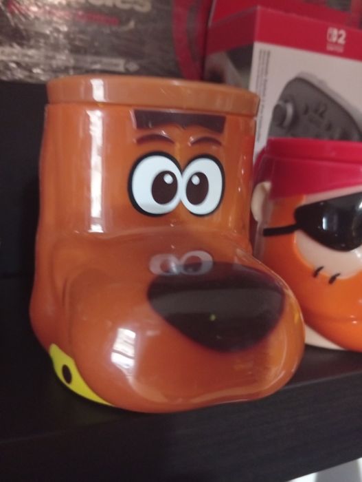 Conjunto de canecas antigas doa gelados Olá