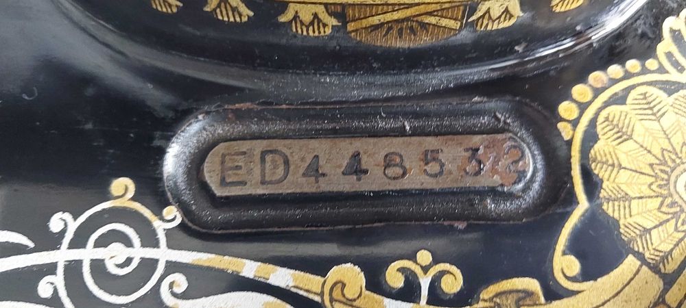 Máquina de Costura Singer Antiga – Modelo 15 Vintage