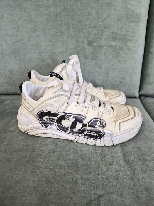 Białe sneakersy GCDS 43 skóra naturalna