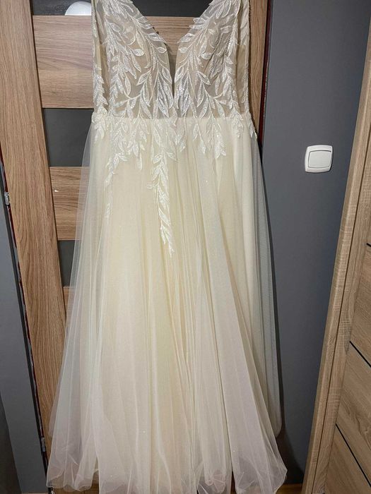 Suknia ślubna rozmiar L