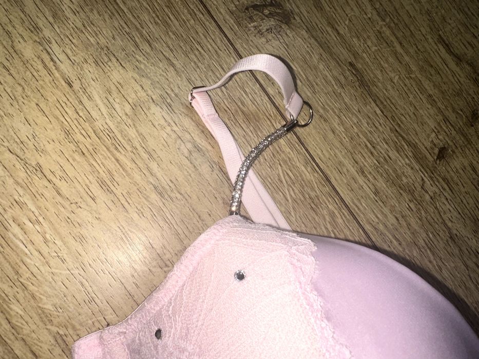 Primark biustonosz śliczny. z push up nowy 80 B