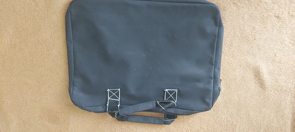 Сумка під документи, ноутбук.