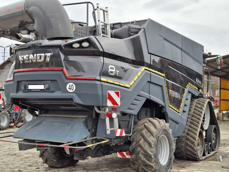 Kombajn zbożowy Fendt IDEAL 8T