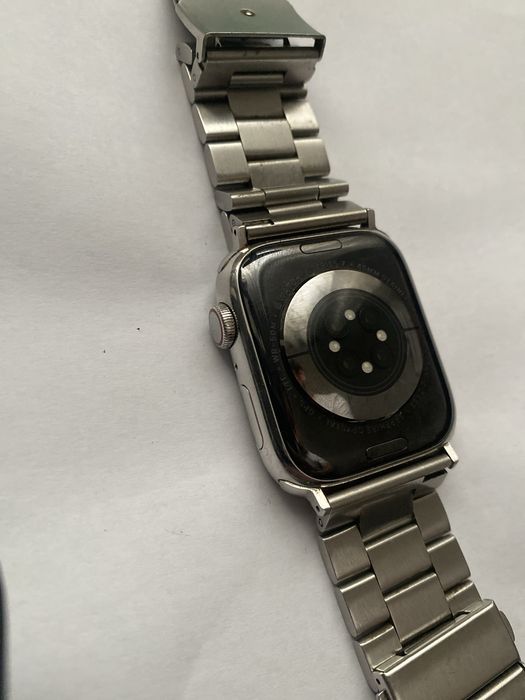 Apple Watch Series 7 45mm Aço Inoxidável Prateado (Cellular) + Loop Milanesa