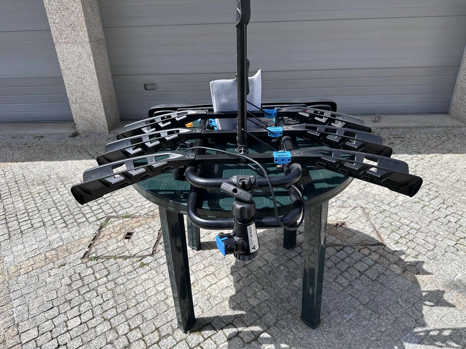 Suporte de 3 bicicletas bola do carro