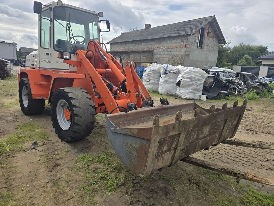 Schaeff Zeppelin Terex ZL 110 Silnik Perkins Nie Cat Volvo Atlas Kramer Liebherr Yanmar  Schaeff ZL 110 silnik Perkins + Widły + Łyżka Stan Bardzo Dobry