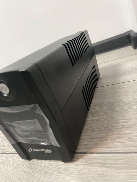 PowerWalker Basic STL (наприклад, моделі PowerWalker VI 800 STL або подібної потужності з екраном, заклеєним захисною плівкою або скотчем)