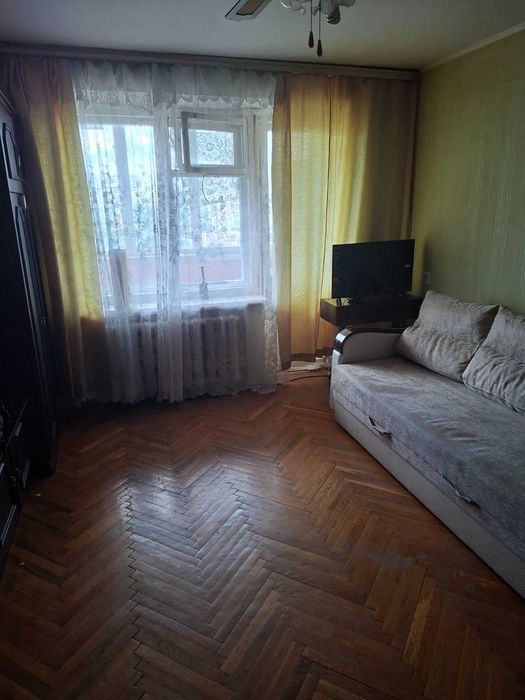 Здам 1 кімнатну Лобановського 37, спецпроект, цегла.