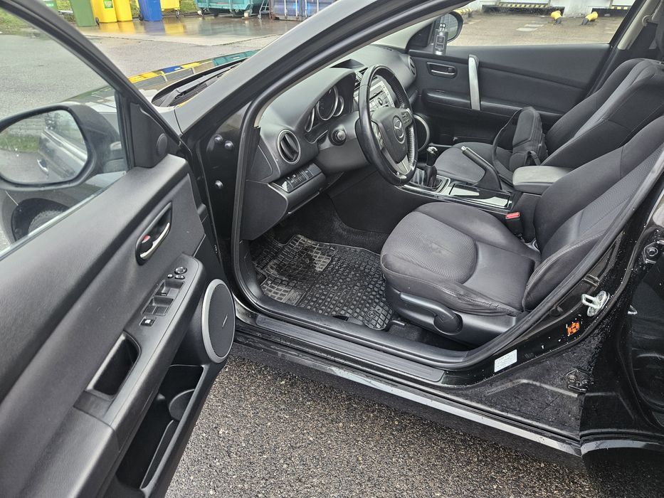 Mazda 6 2009 рік 2.0 дизель для військових