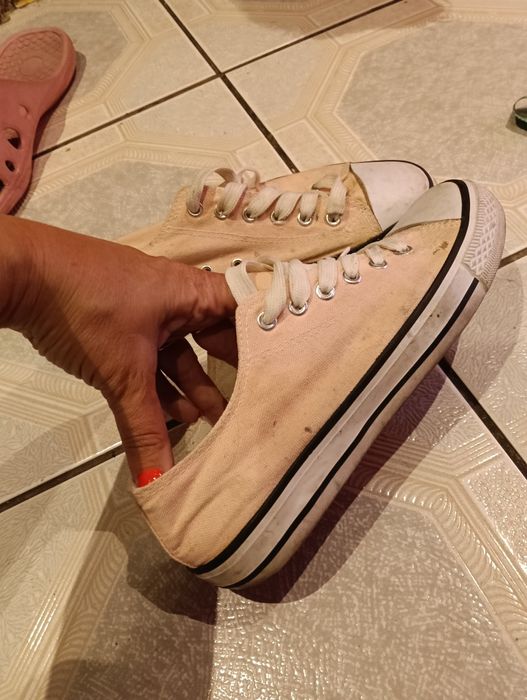 Trampki różowe damskie