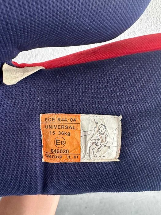 Cadeira criança auto 15-36 kg.