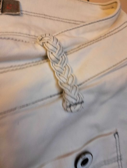 damskie spodnie firmy Roxy rozmiar 29